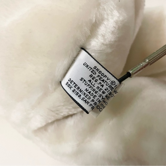 Vintage 1968 Plush Snoopy Dog United Features Syndicate Peanuts Charlie Brown - Picture 10 of 16